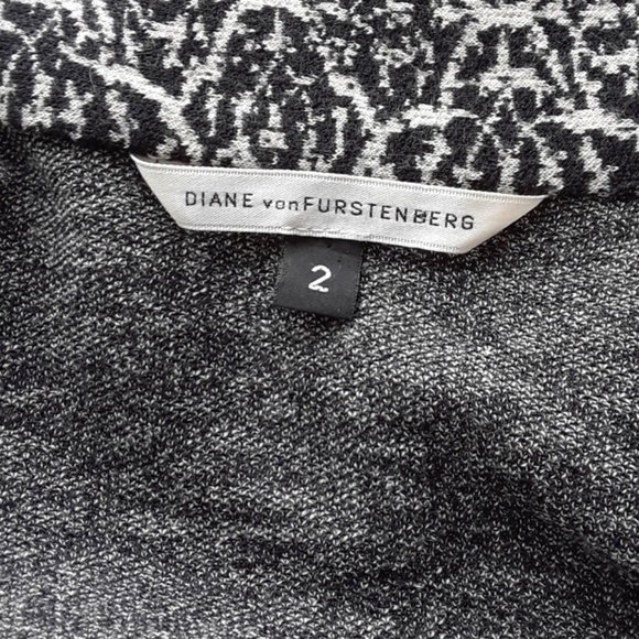 Diane von Furstenberg button up shirt - Picture 5 of 6